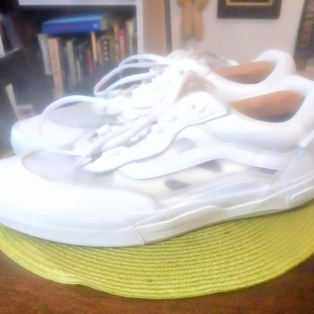 Vans Men's Classic Wafflecup White Sneakers OOP - Picture 3 of 5